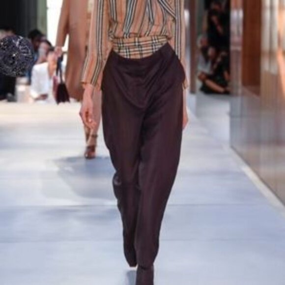 Burberry trousers ,*brand new tags still intact* - Picture 1 of 12